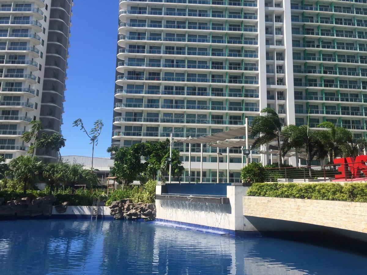 Azure Urban Beach Resort Manila By Radlett Dış mekan fotoğraf