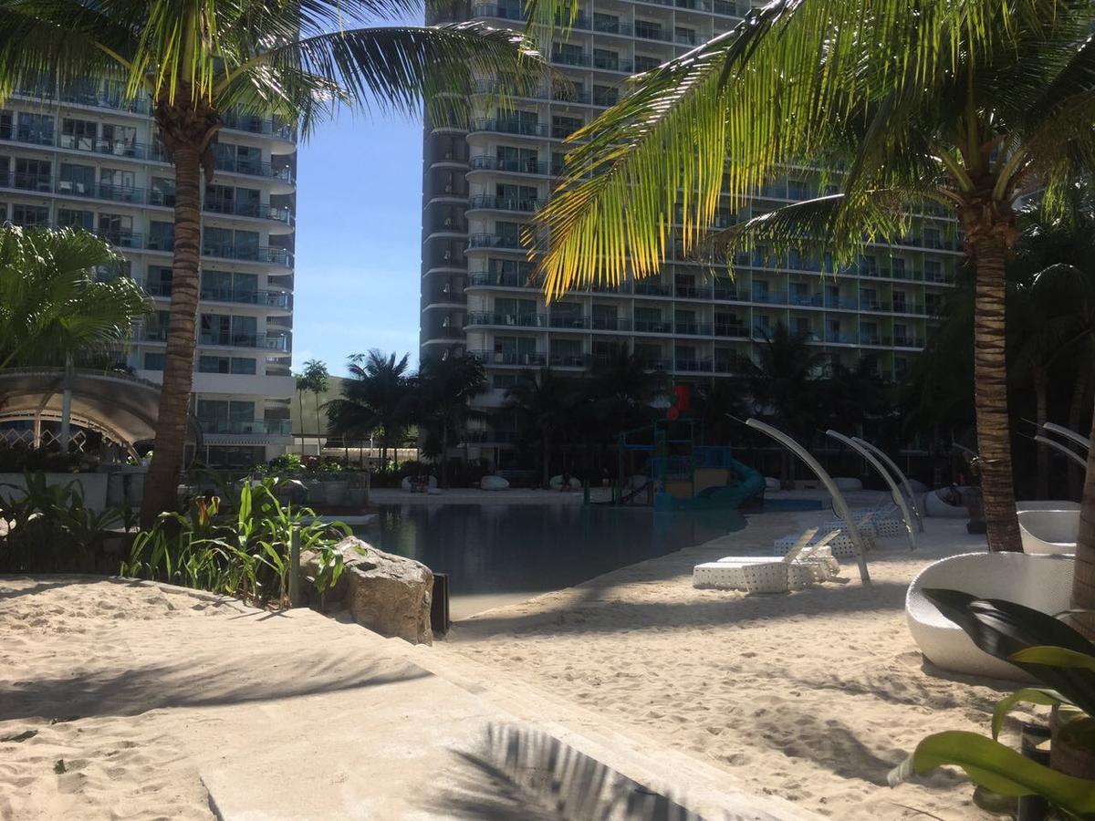 Azure Urban Beach Resort Manila By Radlett Dış mekan fotoğraf