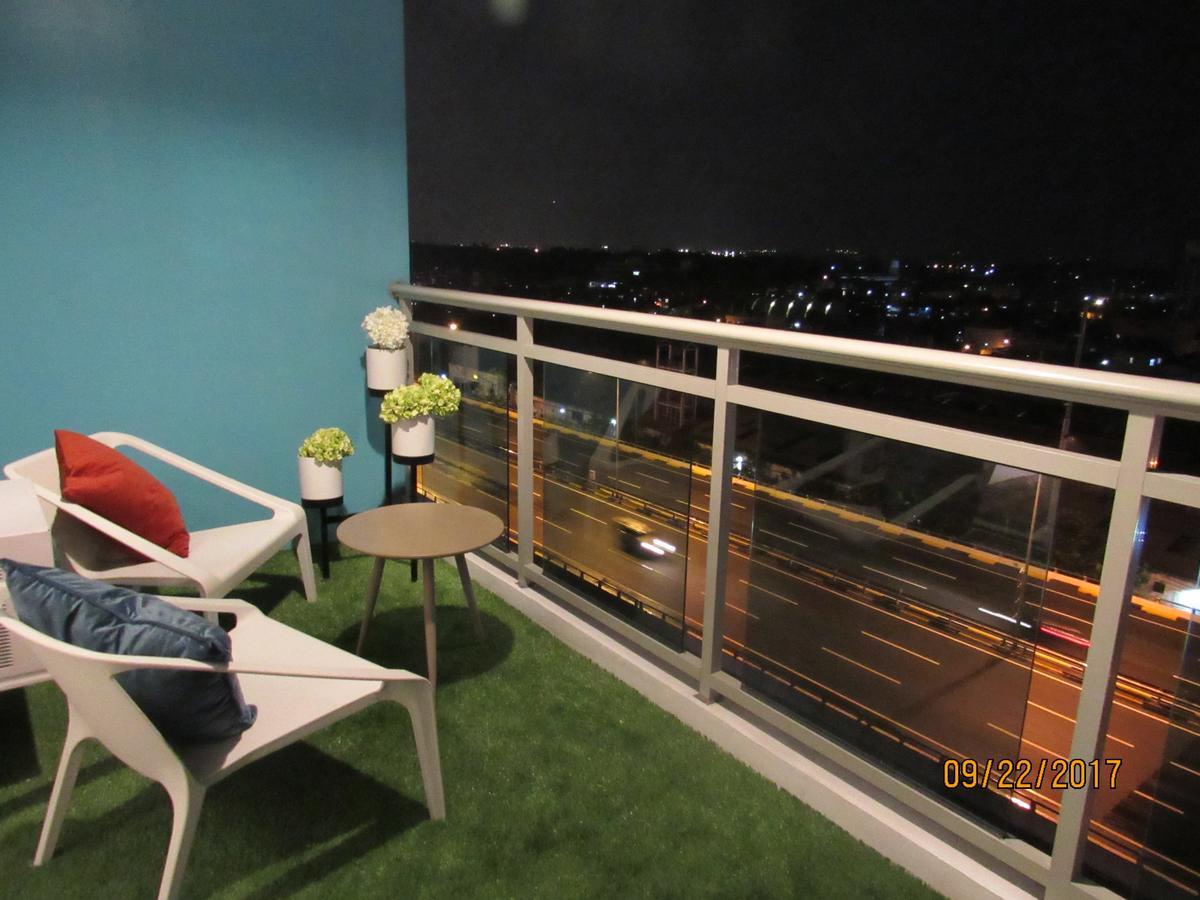 Azure Urban Beach Resort Manila By Radlett Dış mekan fotoğraf