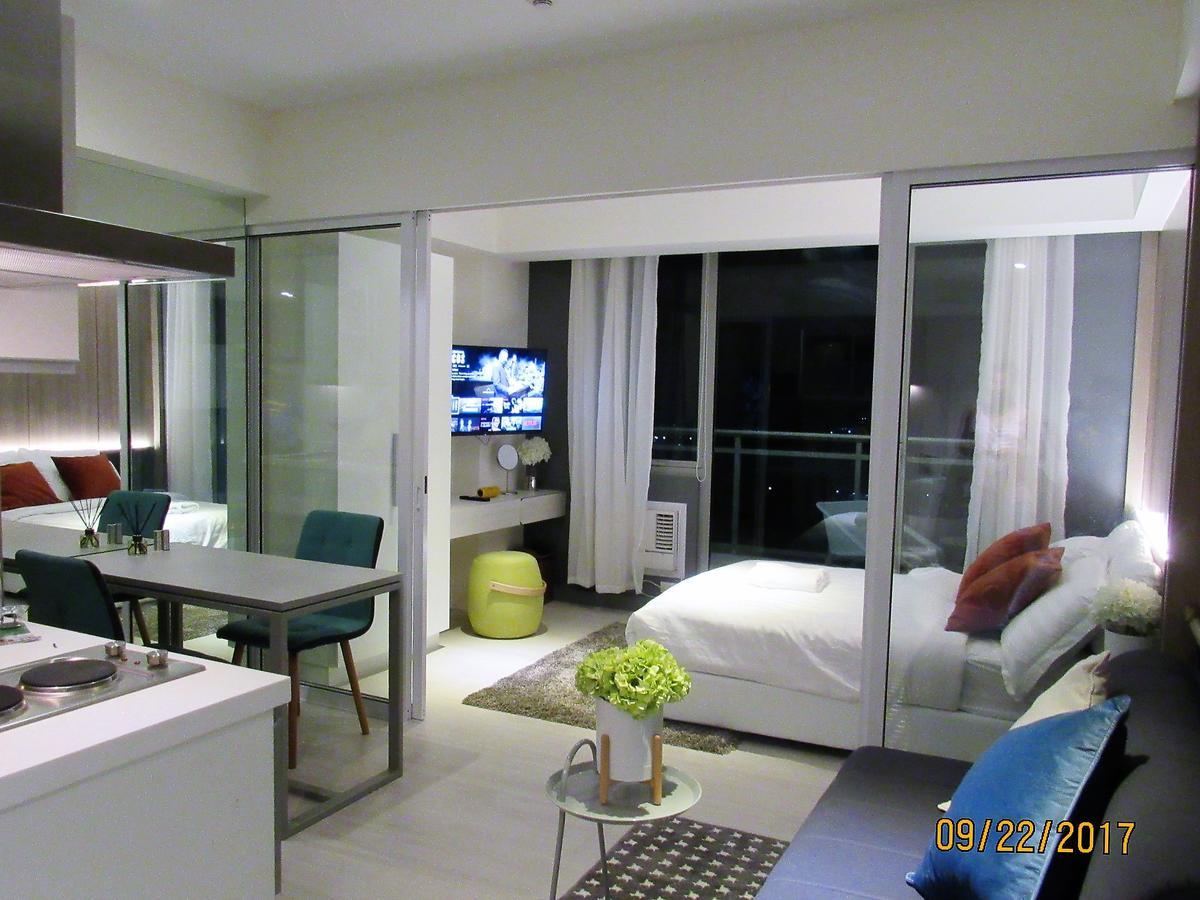Azure Urban Beach Resort Manila By Radlett Dış mekan fotoğraf